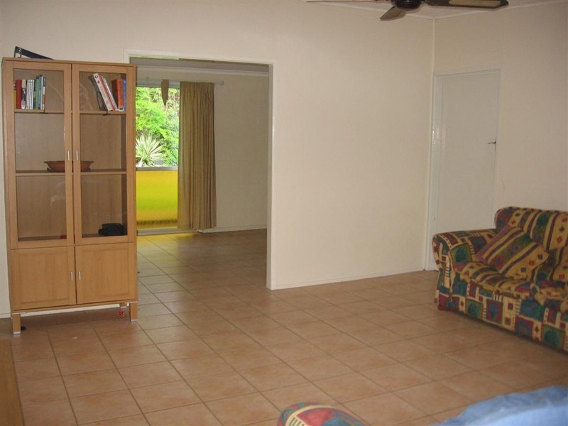 521 Redland Bay Road, Capalaba QLD 4157