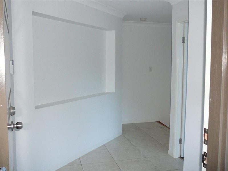 182 Waterloo Street, Cleveland QLD 4163