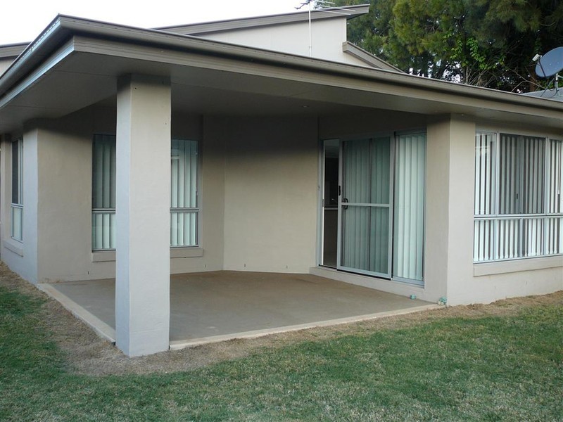 182 Waterloo Street, Cleveland QLD 4163