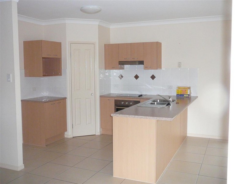 16  Summerhill Street, Victoria Point QLD 4165