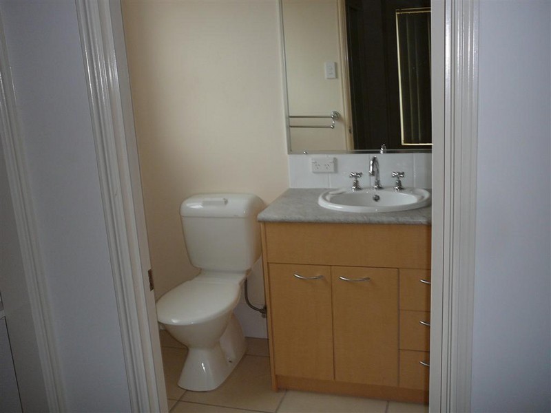 16  Summerhill Street, Victoria Point QLD 4165