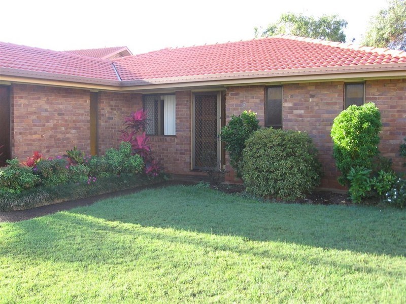 2 Vicki Place, Victoria Point QLD 4165