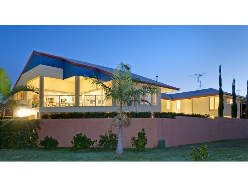 22 Rosebud Esplanade, Victoria Point QLD 4165