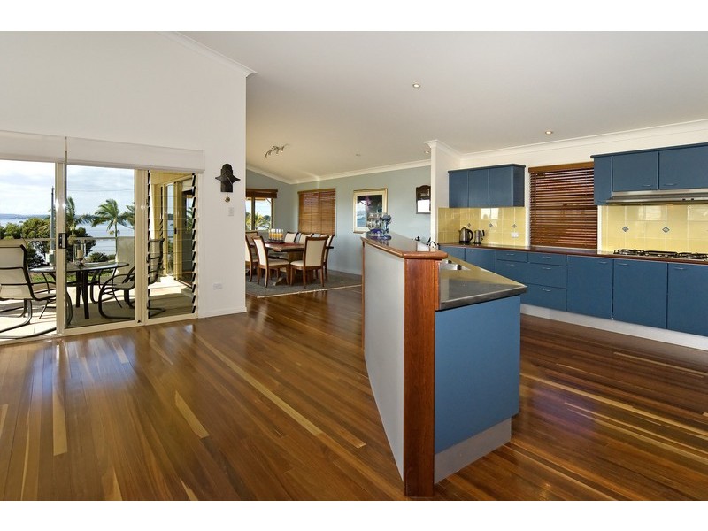 22 Rosebud Esplanade, Victoria Point QLD 4165