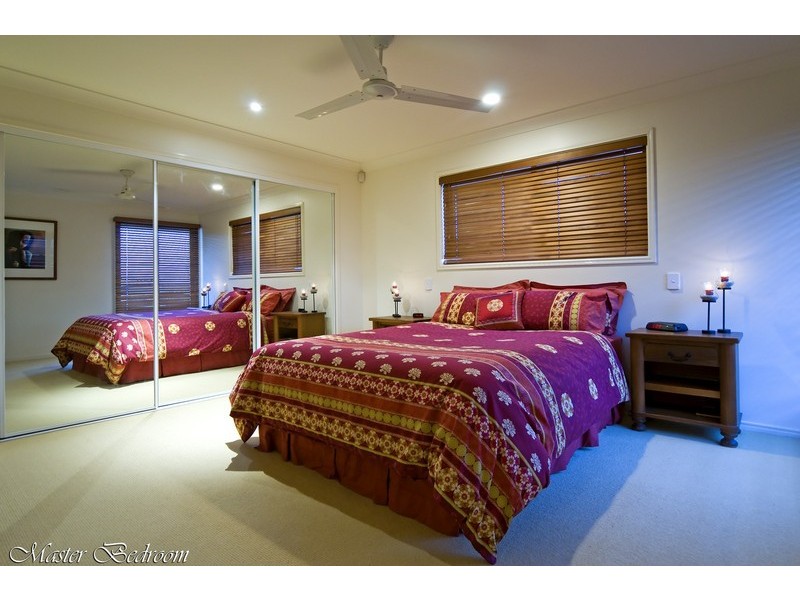 22 Rosebud Esplanade, Victoria Point QLD 4165