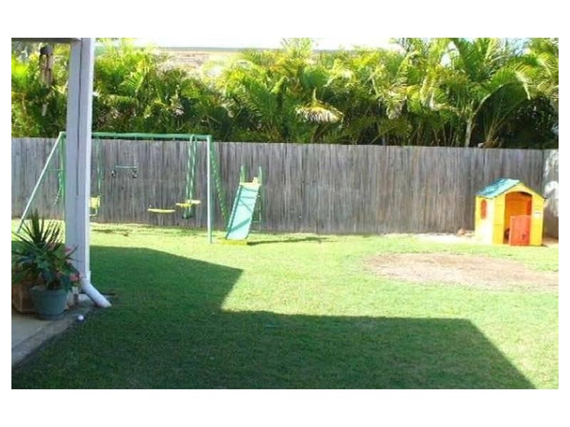 15 Marjorie Buckler Way, Redland Bay QLD 4165