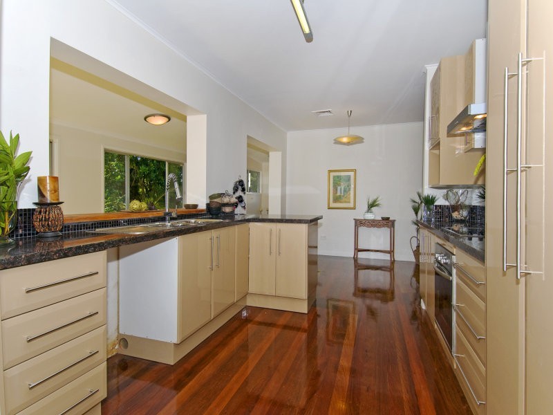 1 Allan Street, Victoria Point QLD 4165