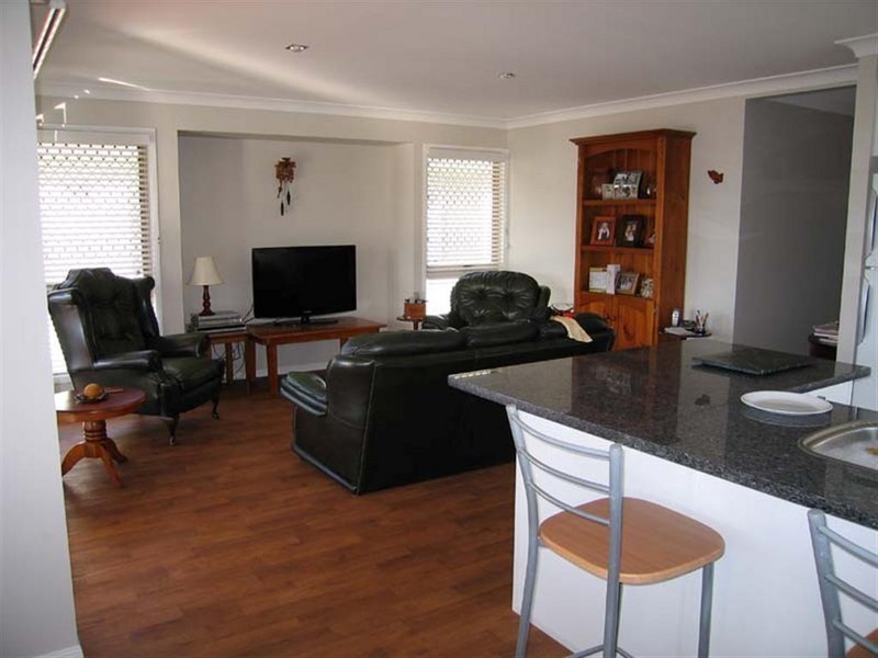 76 a Colburn Avenue, Victoria Point QLD 4165