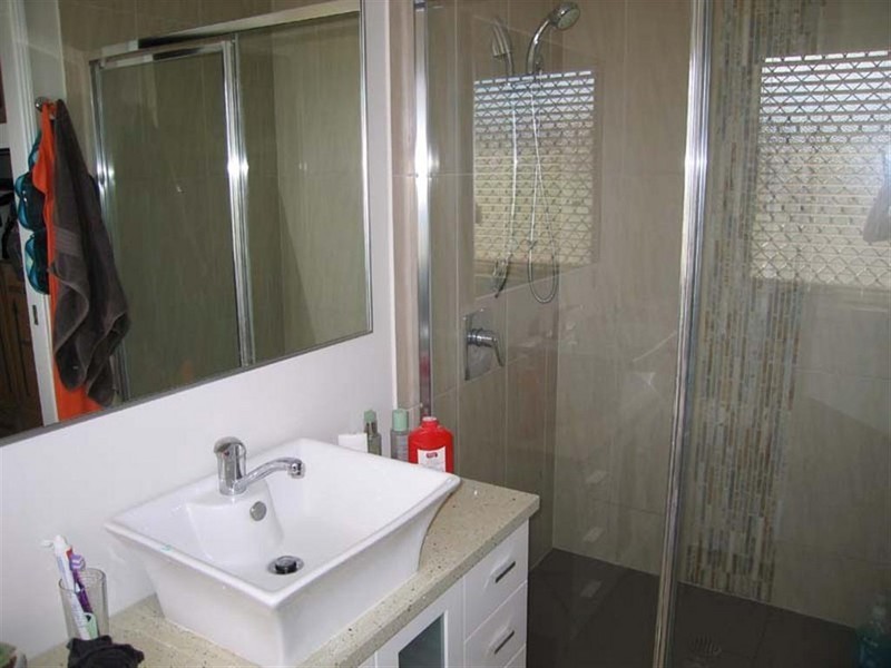 76 a Colburn Avenue, Victoria Point QLD 4165