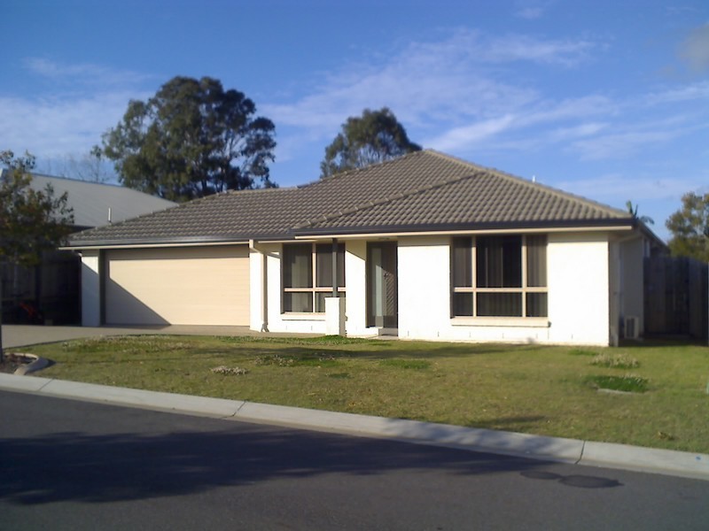 36 Ebony Cres, Redland Bay QLD 4165