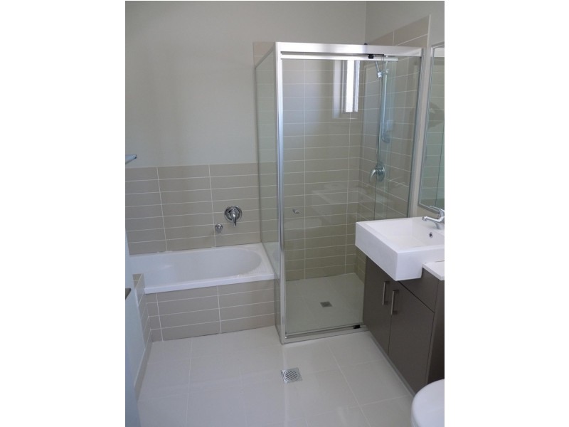 2/8 Boat St, Victoria Point QLD 4165