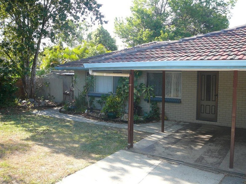 16 Magnolia Pde, Victoria Point QLD 4165