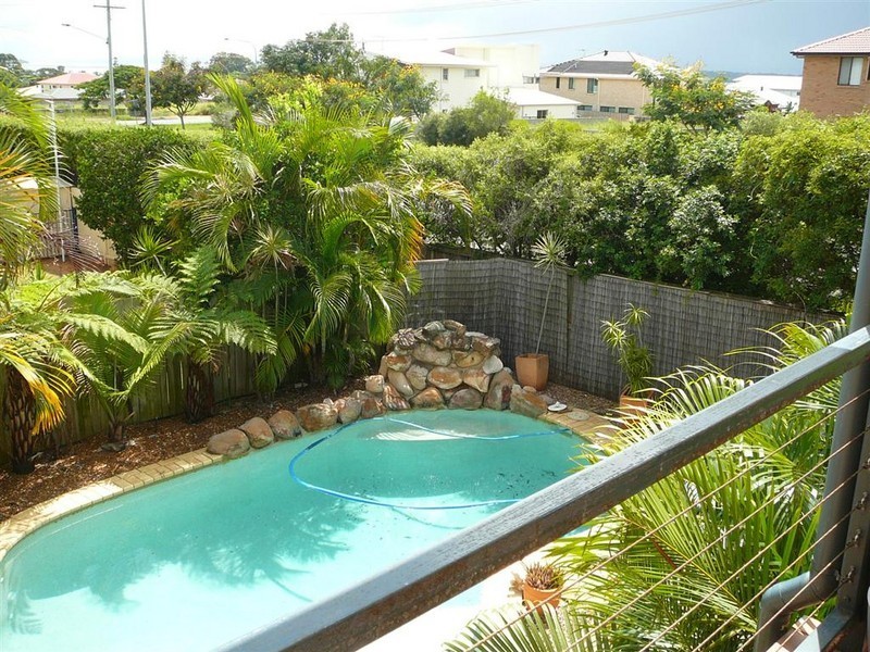 10 Braemer St, Redland Bay QLD 4165