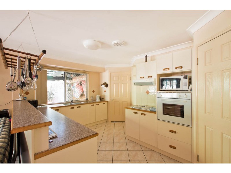 10 Palmerston Place, Victoria Point QLD 4165