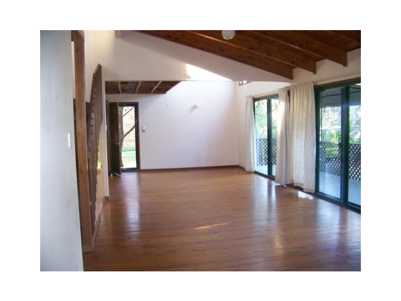 30 Pear Street, Redland Bay QLD 4165
