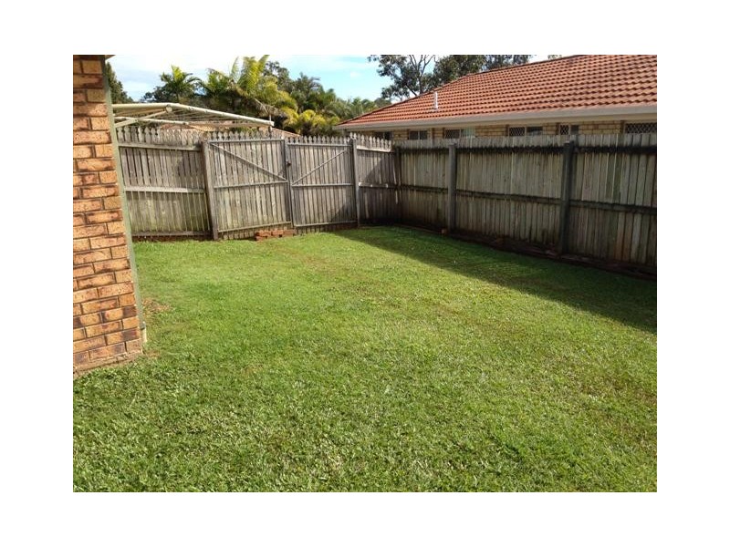 13 Montrose Street, Redland Bay QLD 4165