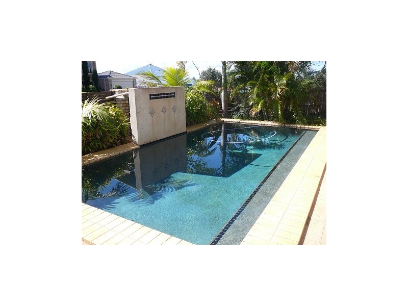 11 Keirnan Street, Redland Bay QLD 4165
