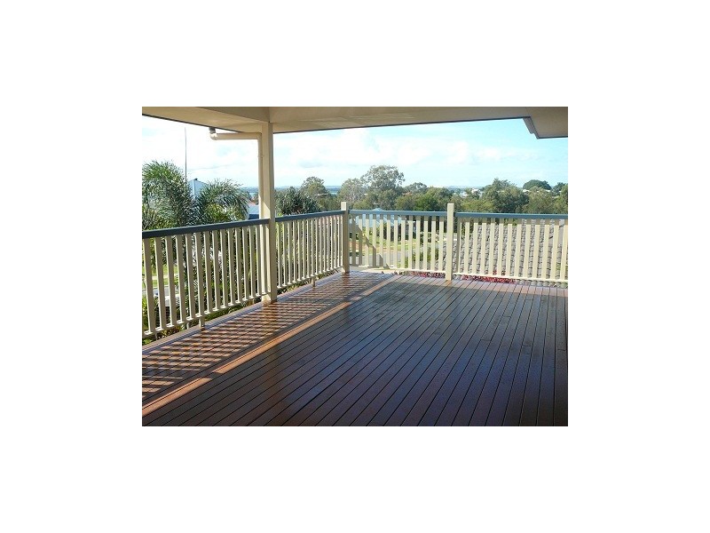 11 Keirnan Street, Redland Bay QLD 4165