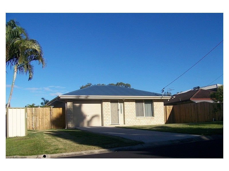 27 Rusbrook Street, Redland Bay QLD 4165