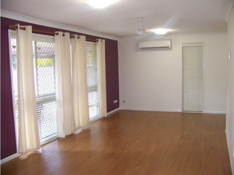11 Chestnut Crescent, Victoria Point QLD 4165