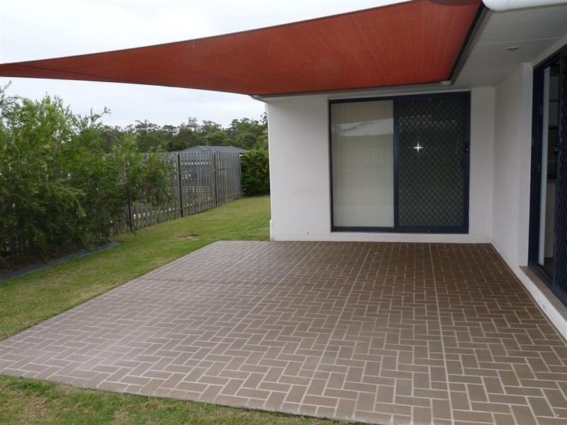 24 Aqua Crescent, Redland Bay QLD 4165