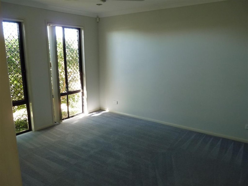 3  Gladebourne Cres, Victoria Point QLD 4165