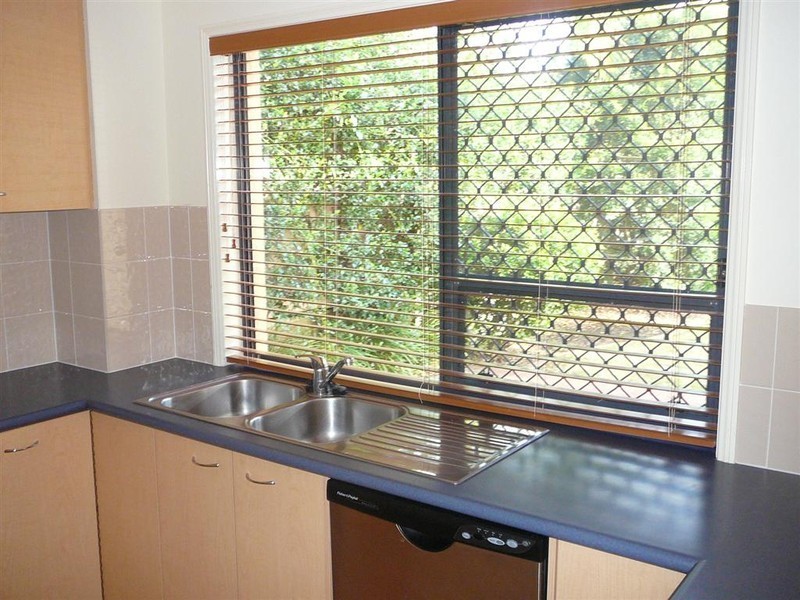 10 Seabrae Drive, Redland Bay QLD 4165