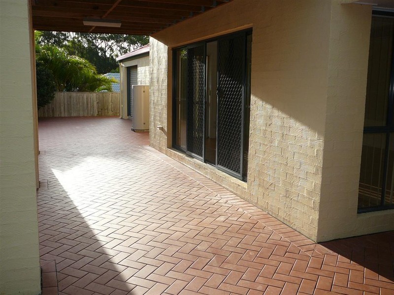 10 Seabrae Drive, Redland Bay QLD 4165