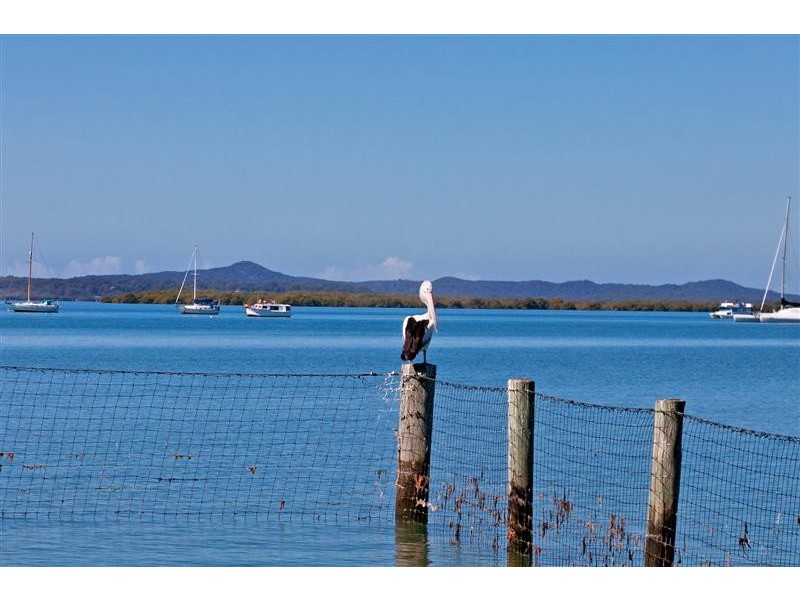 159 Esplanade, Redland Bay QLD 4165