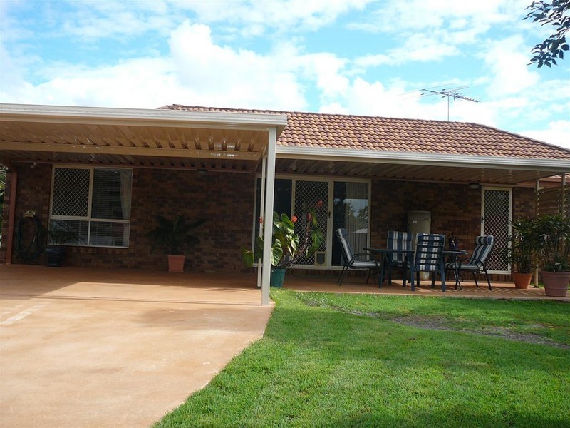 1 Gleneagles Crt, Redland Bay QLD 4165