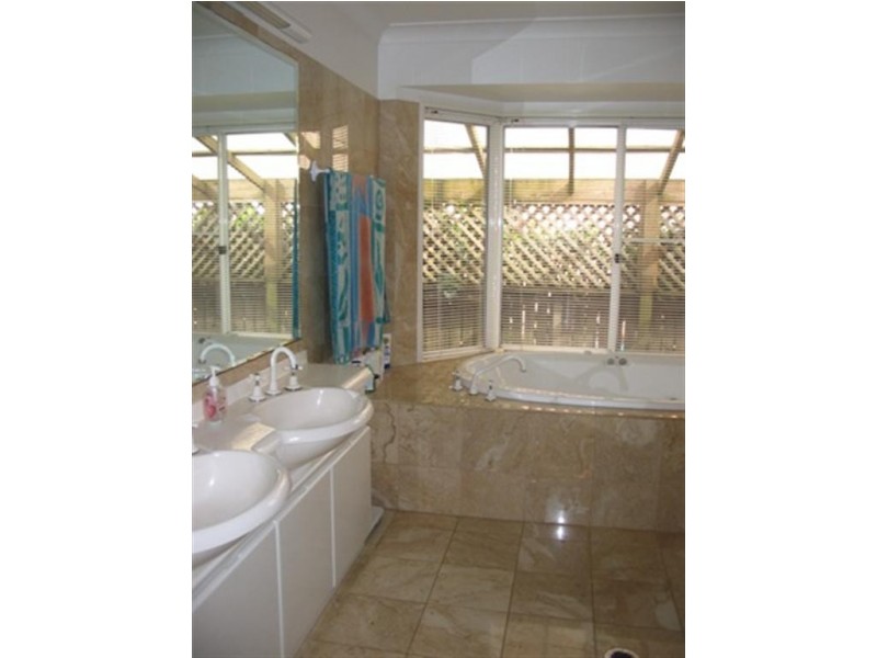 37 Orana Esp, Victoria Point QLD 4165