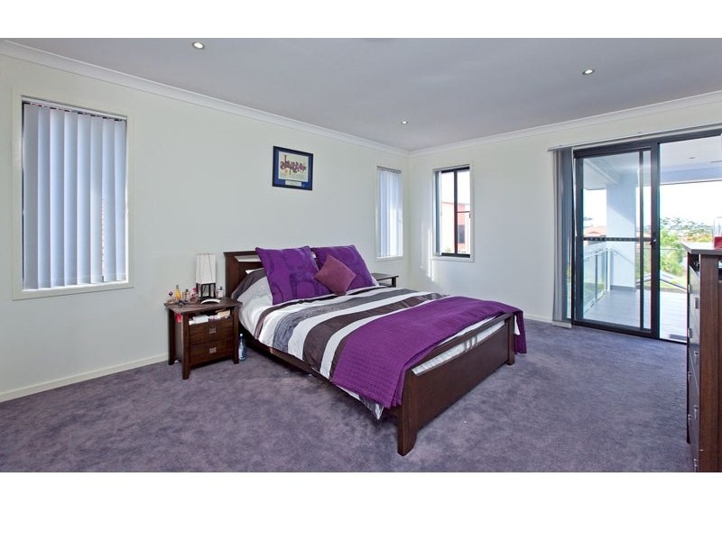 16 Hayman Street, Redland Bay QLD 4165