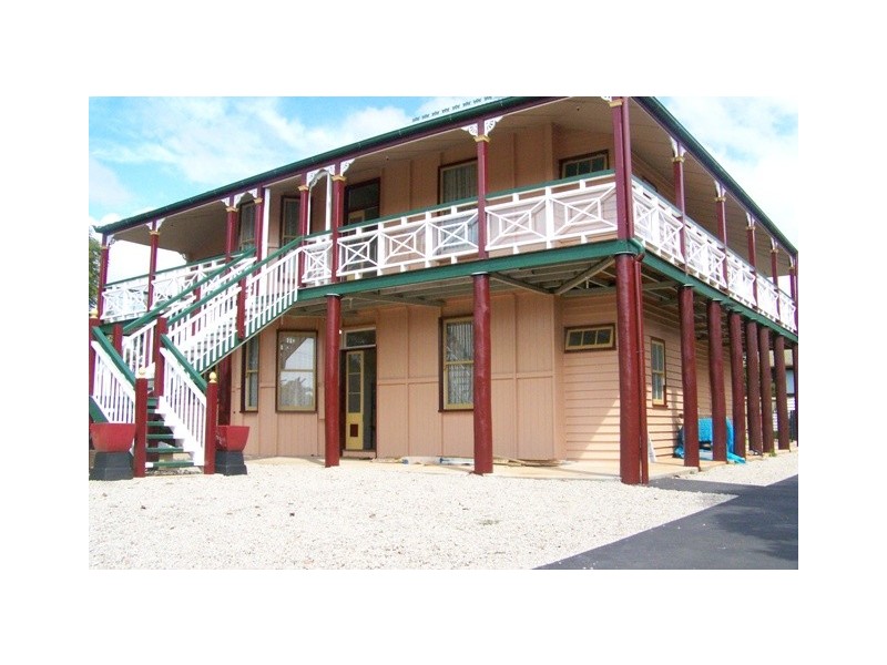 335 Bloomfield Street, Cleveland QLD 4163