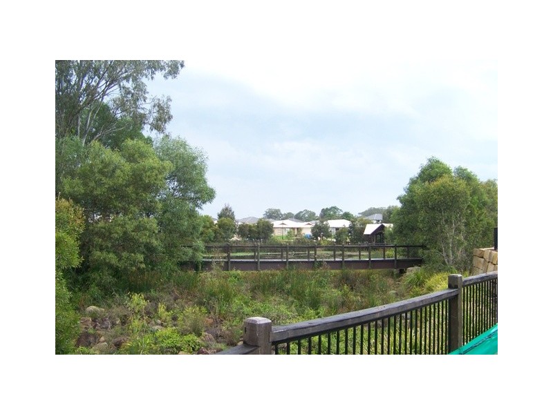 6 Sapium Road, Redland Bay QLD 4165