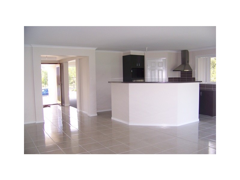 6 Sapium Road, Redland Bay QLD 4165