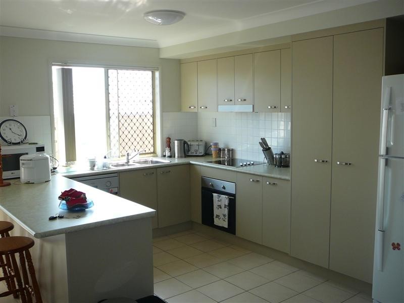 11 Fiddlewood St, Victoria Point QLD 4165