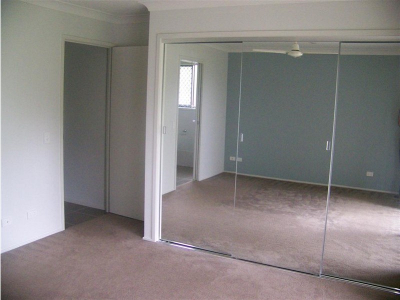 41 Aqua Crescent, Redland Bay QLD 4165