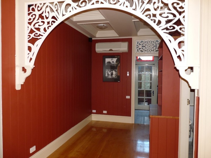 335 Bloomfield Street, Cleveland QLD 4163