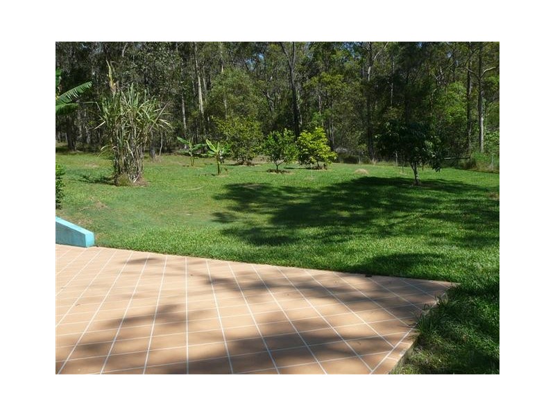 77 Jonathon Road, Sheldon QLD 4157
