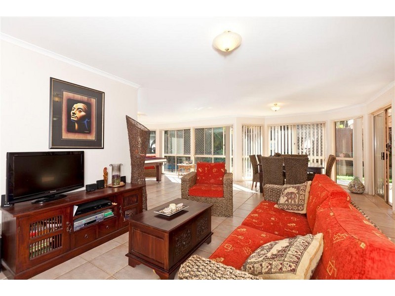 16 Irene Court, Redland Bay QLD 4165