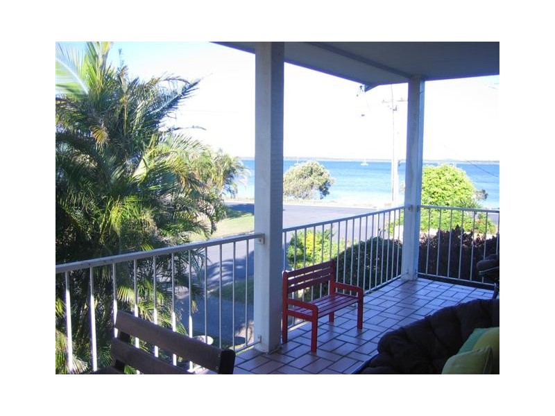 4 Beach Court, Victoria Point QLD 4165