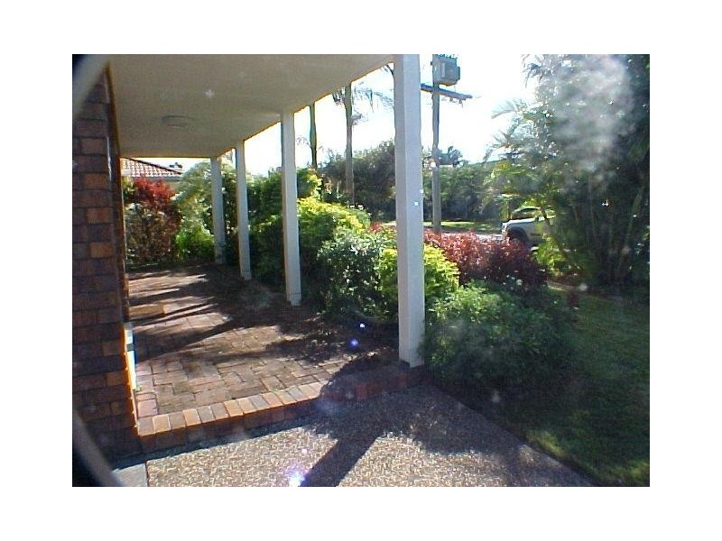 4 Beach Court, Victoria Point QLD 4165