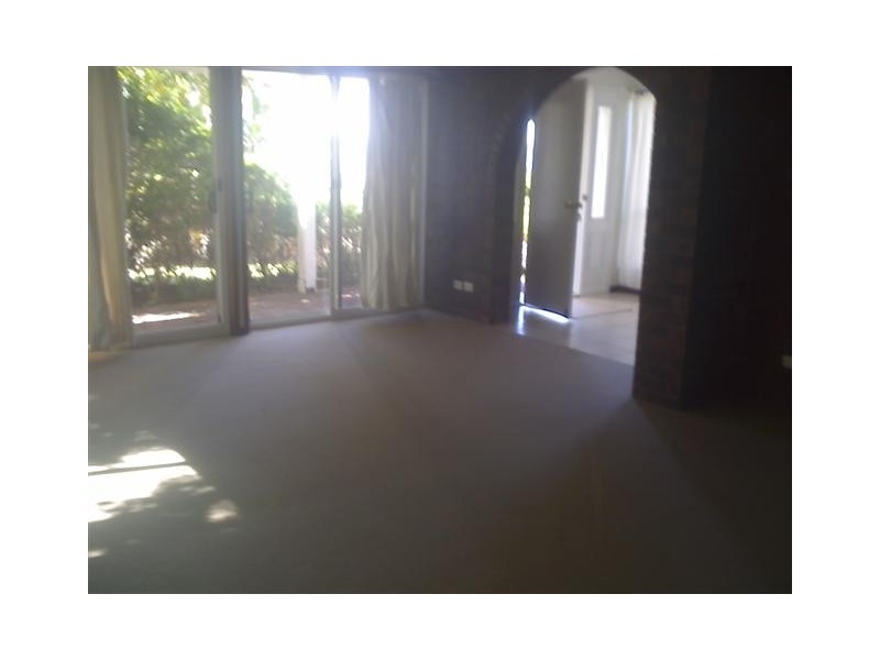 4 Beach Court, Victoria Point QLD 4165