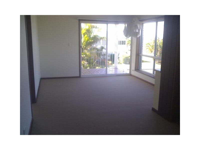 4 Beach Court, Victoria Point QLD 4165
