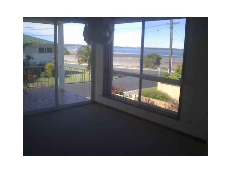 4 Beach Court, Victoria Point QLD 4165