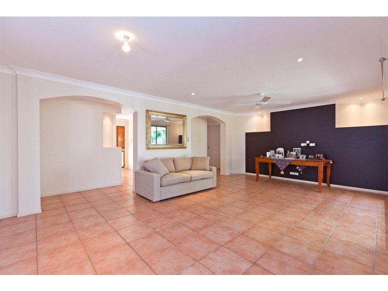 10 Ralph Street, Cleveland QLD 4163