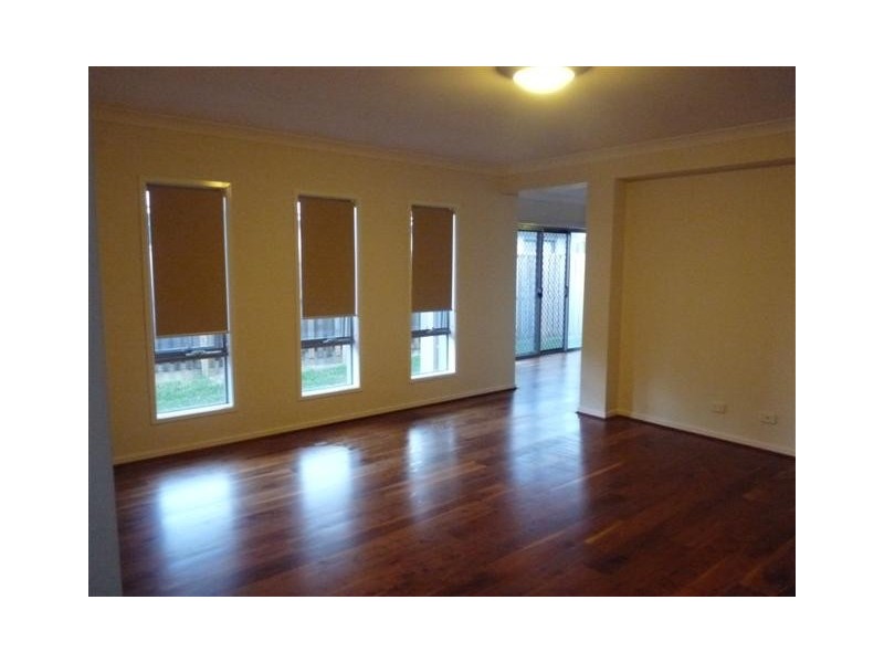 7 Grassland Crescent, Reedy Creek QLD 4227
