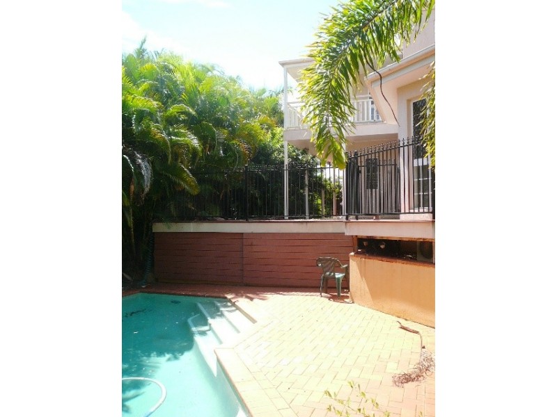 1 Maritime Court, Victoria Point QLD 4165