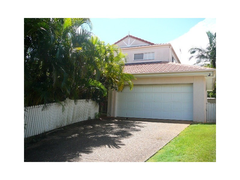 1 Maritime Court, Victoria Point QLD 4165