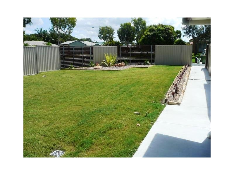 20  Poinciana Avenue, Victoria Point QLD 4165